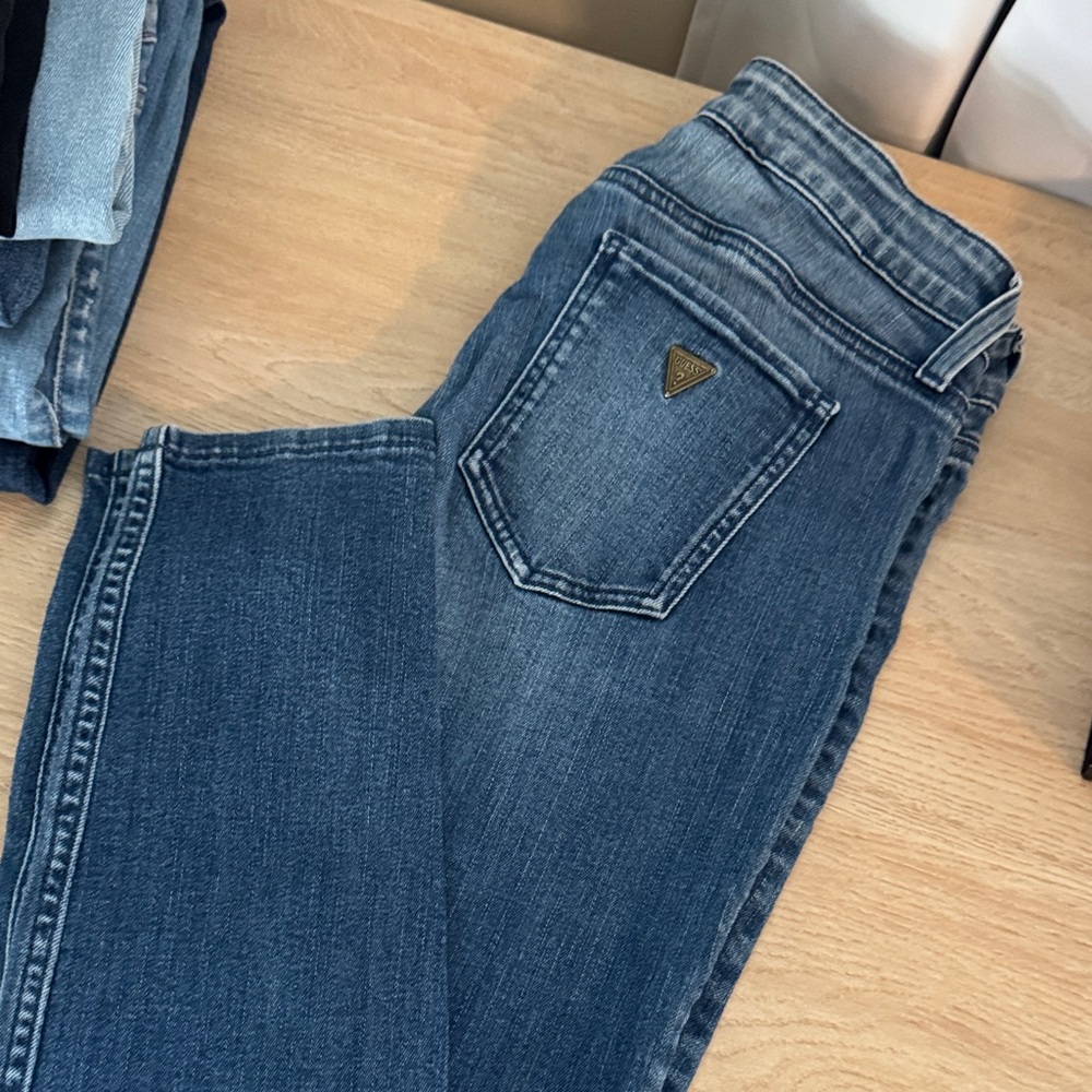 Guess Women's Classic Blue Skinny Jeans